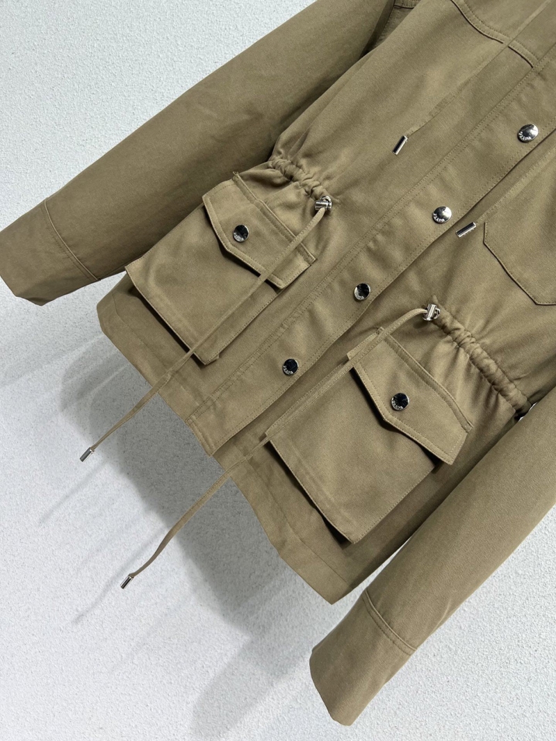 Pra*a outwear